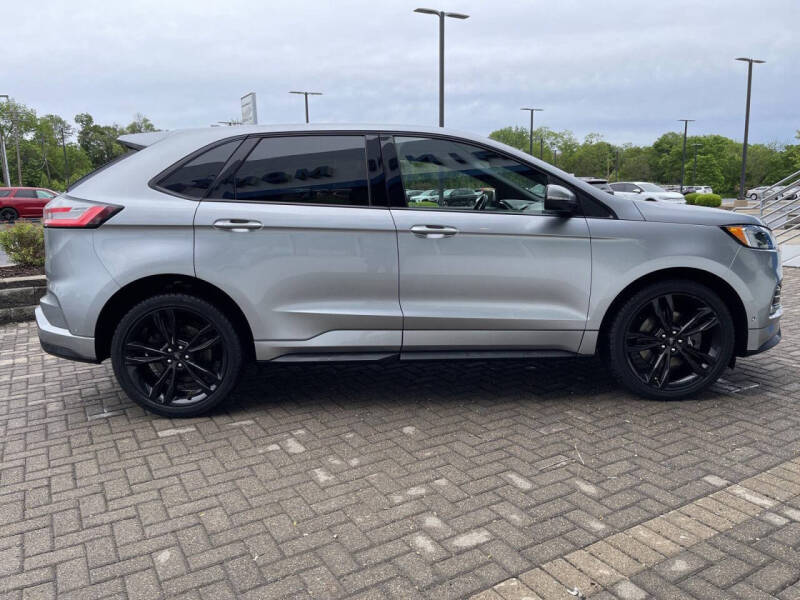 2020 Ford Edge ST