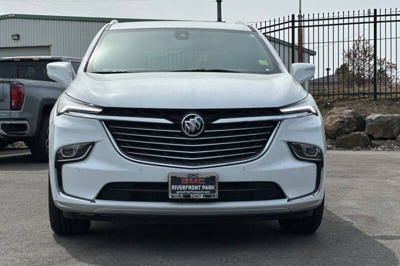 2024 Buick Enclave Essence