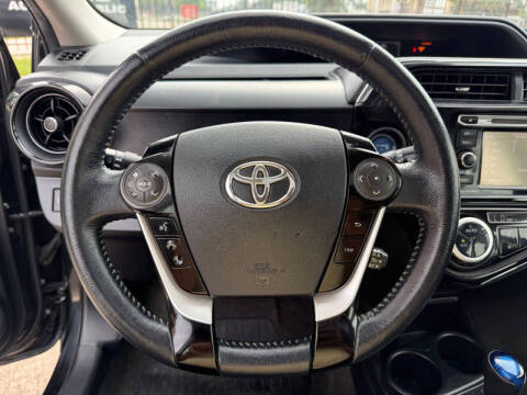 2018 Toyota Prius c Four