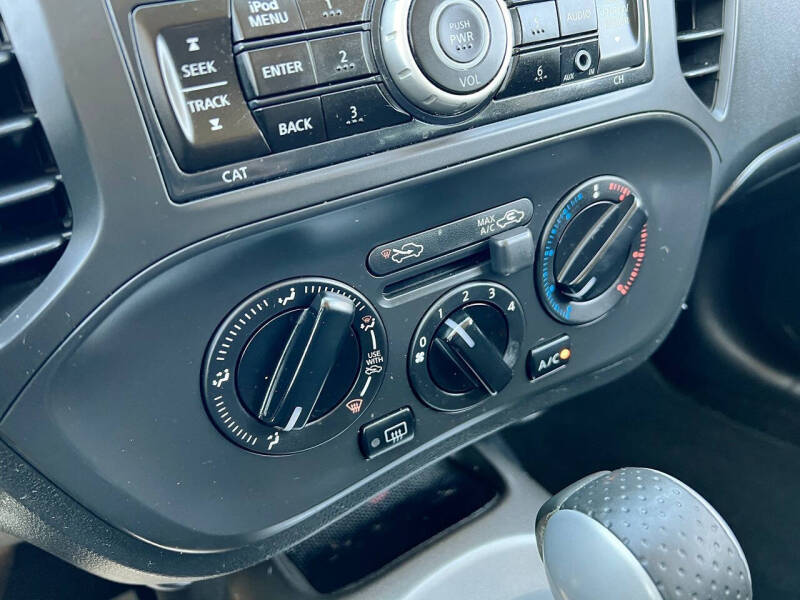 2013 Nissan JUKE S