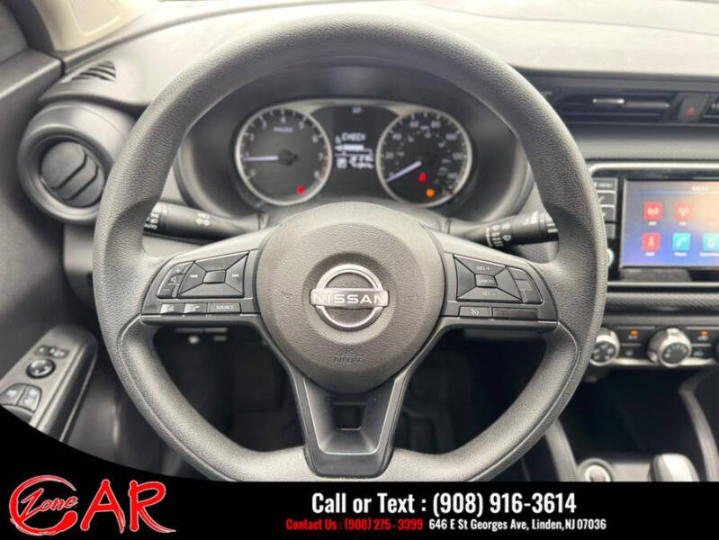 2024 Nissan Kicks S