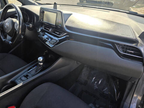 2018 Toyota C-HR XLE Premium