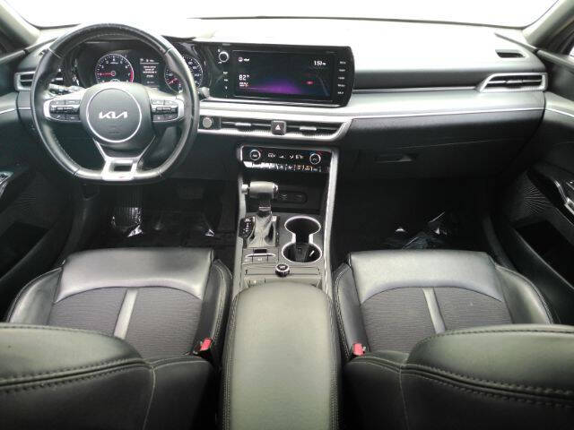 2022 Kia K5