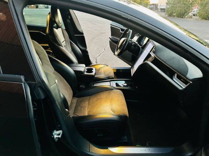 2017 Tesla Model S 75