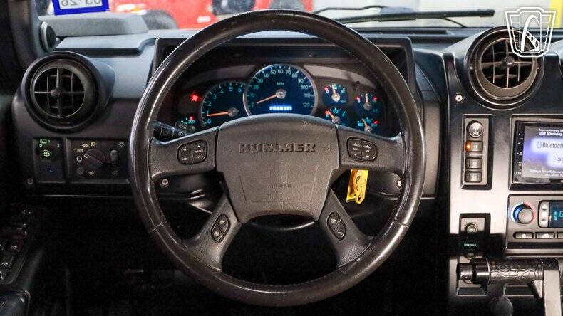2003 HUMMER H2