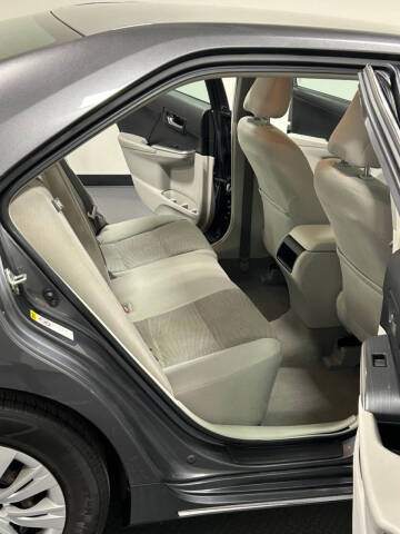 2013 Toyota Camry Hybrid