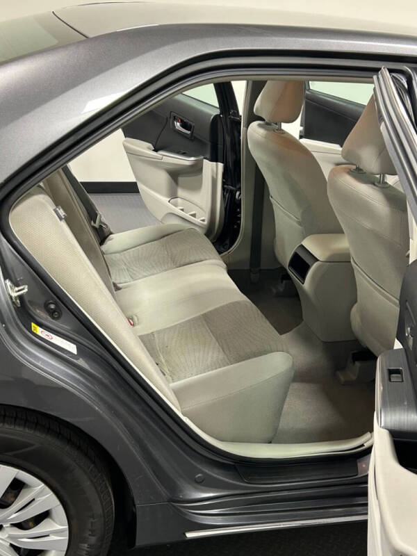 2013 Toyota Camry Hybrid