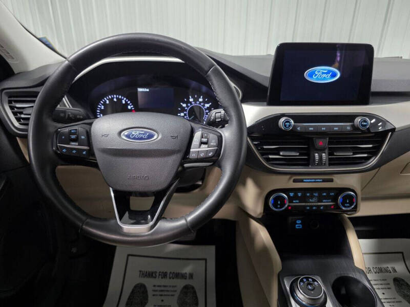 2022 Ford Escape SEL