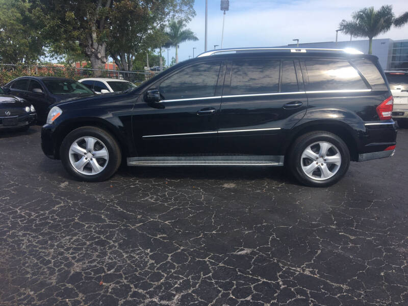 2011 Mercedes-Benz GL-Class for sale at CAR-RIGHT AUTO SALES INC in Naples FL