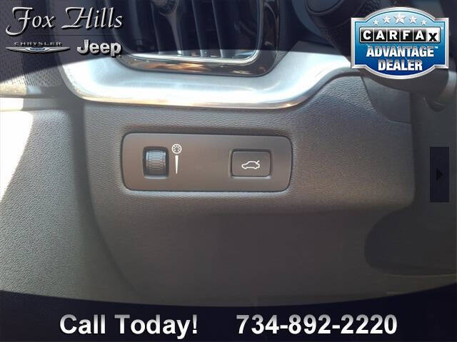 2019 Volvo XC60 T5 Momentum