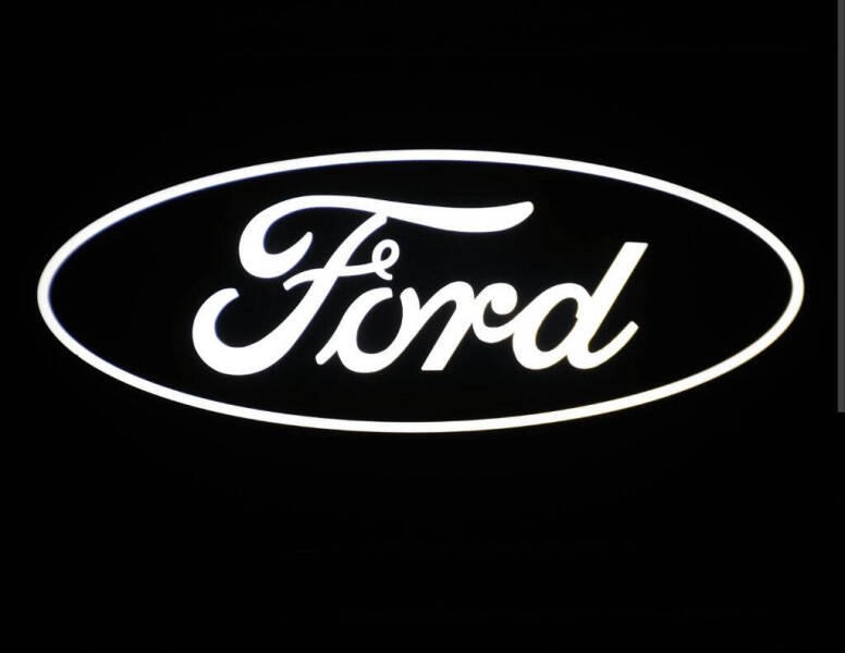 2004 Ford Explorer XLS