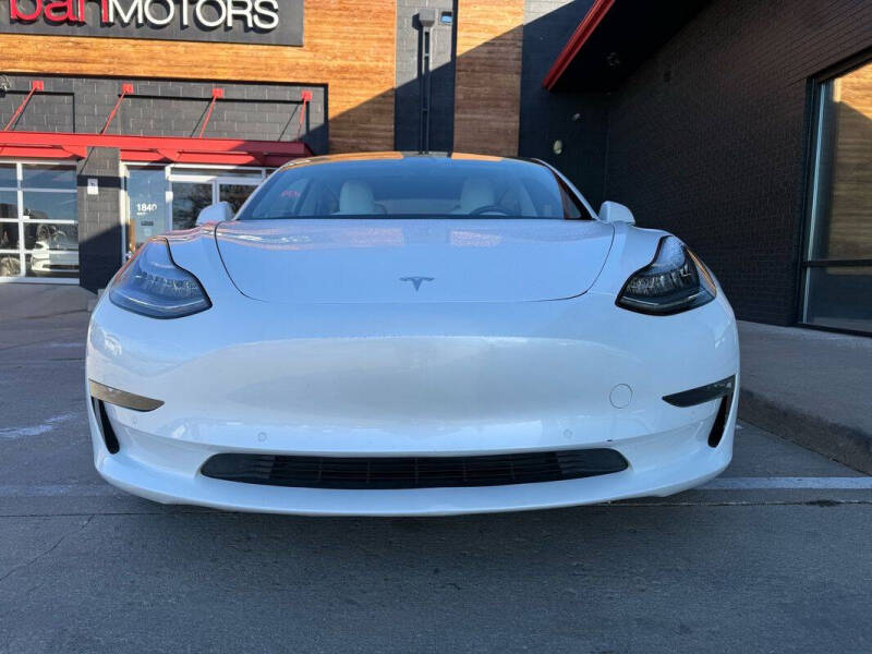 2019 Tesla Model 3 Performance