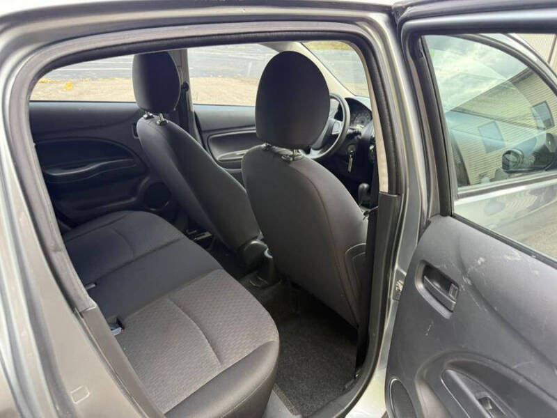 2018 Mitsubishi Mirage ES