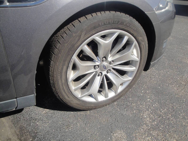 2014 Ford Taurus Limited