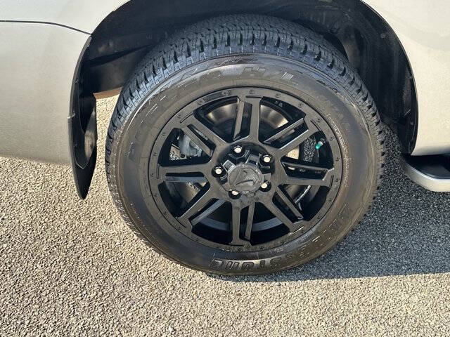 2021 Toyota Sequoia Limited