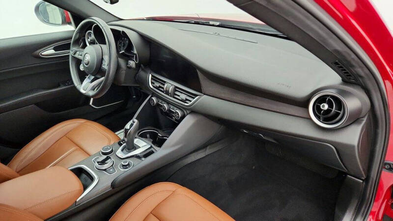 2022 Alfa Romeo Giulia Ti