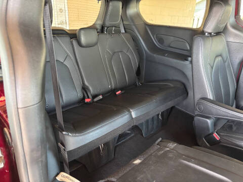 2018 Chrysler Pacifica Touring L Plus