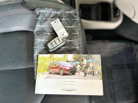2019 Chrysler Pacifica Touring L