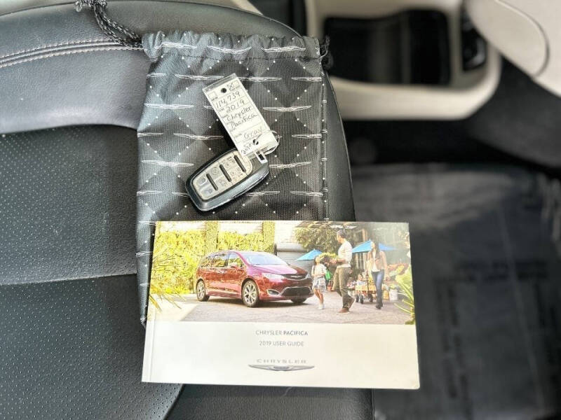 2019 Chrysler Pacifica Touring L