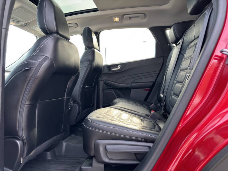 2023 Ford Escape Hybrid Platinum