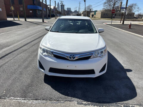 2012 Toyota Camry Hybrid for sale at Best Motors LLC in Cleveland OH