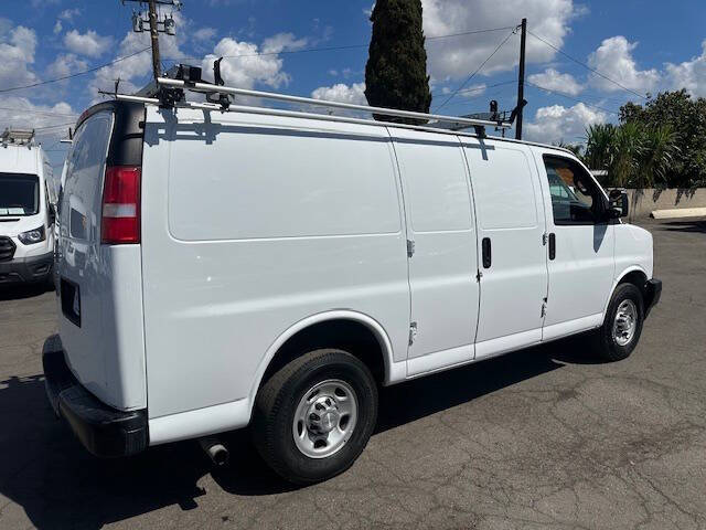 2017 Chevrolet Express 2500