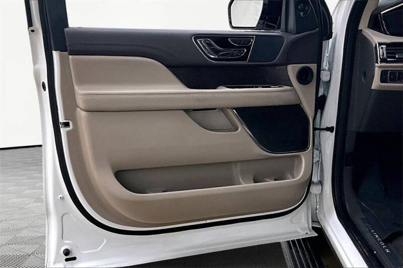 2023 Lincoln Navigator Reserve