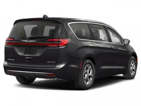 2025 Chrysler Pacifica Pinnacle