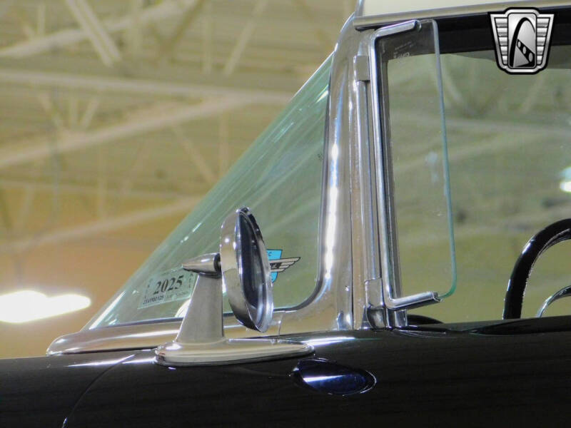 1956 Ford Thunderbird