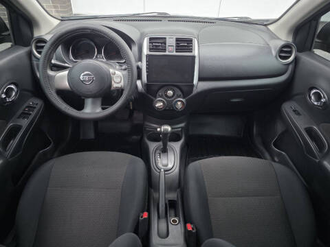 2013 Nissan Versa 1.6 SV