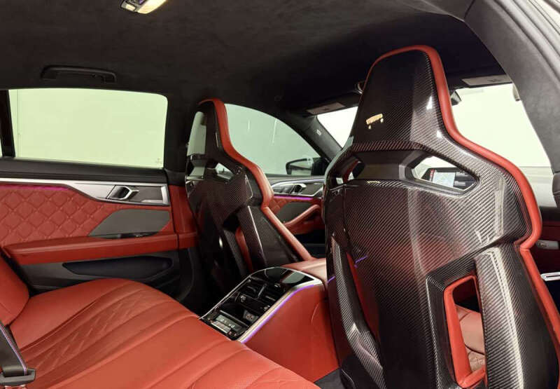 2022 BMW M8 Competition