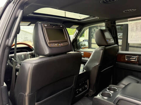 2016 Lincoln Navigator Select