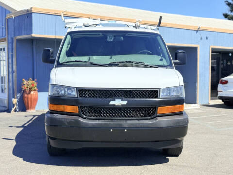 2018 Chevrolet Express 2500