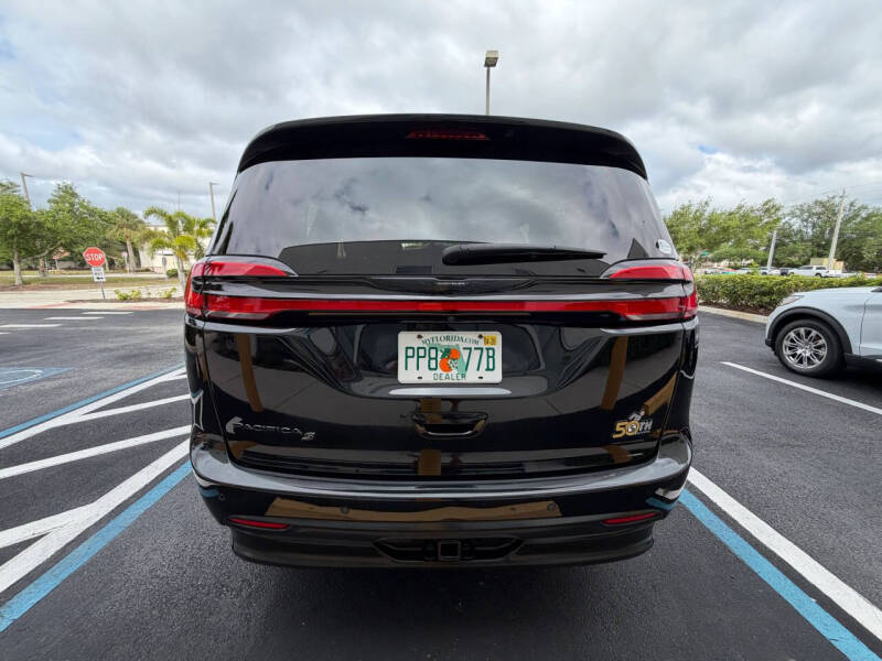 2021 Chrysler Pacifica Touring L