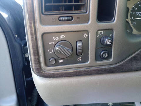 2004 GMC Yukon XL Denali