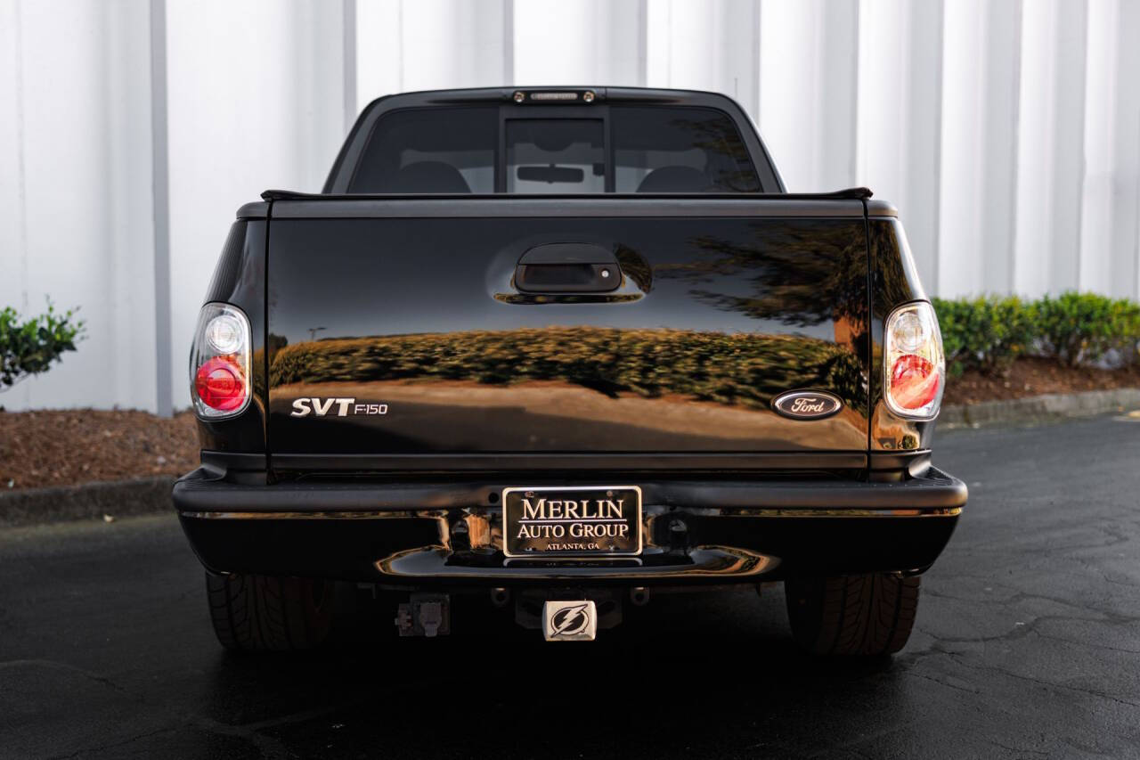 2003 Ford F-150 SVT Lightning 8