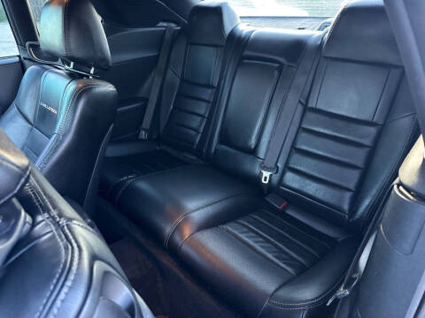 2014 Dodge Challenger SXT
