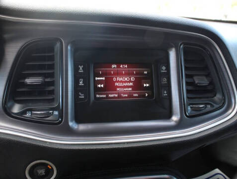 2016 Dodge Challenger SXT