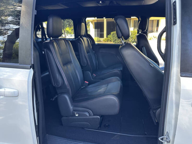 2017 Dodge Grand Caravan GT