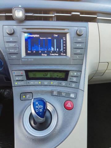 2014 Toyota Prius Three