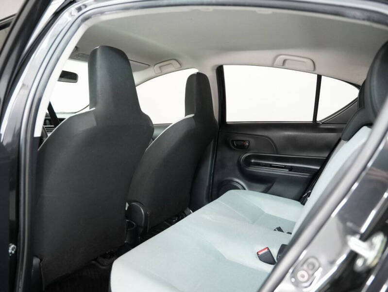 2015 Toyota Prius c One