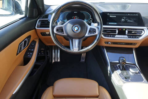 2022 BMW 3 Series 330e