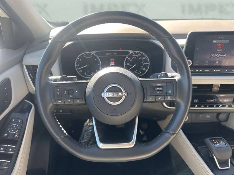 2023 Nissan Rogue SL