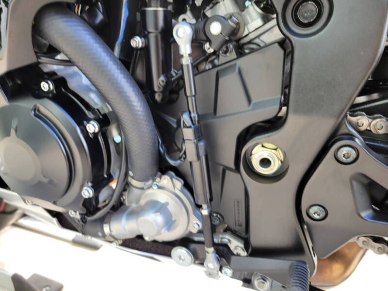 2025 Suzuki GSXR 1000 ABS