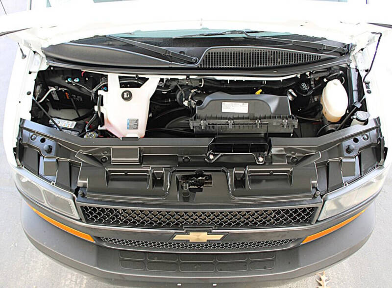 2024 Chevrolet Express 2500