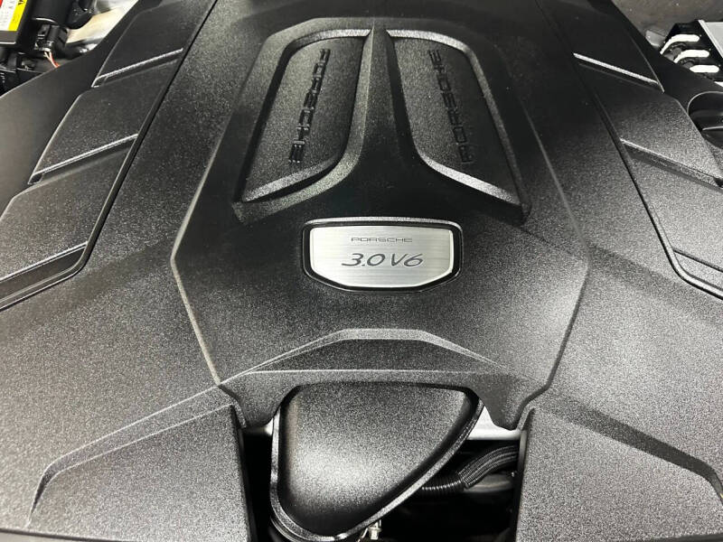 2022 Porsche Cayenne