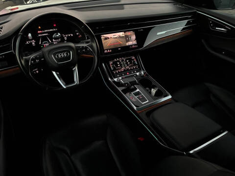 2021 Audi Q8 quattro Premium Plus 55 TFSI
