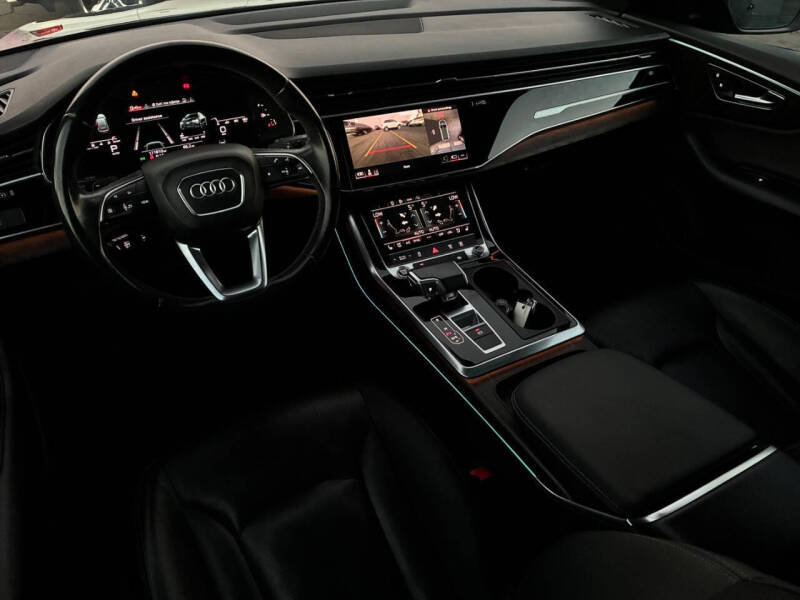 2021 Audi Q8 quattro Premium Plus 55 TFSI