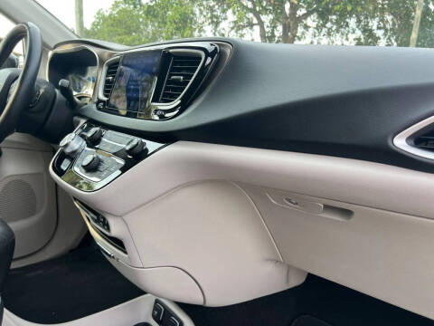 2017 Chrysler Pacifica