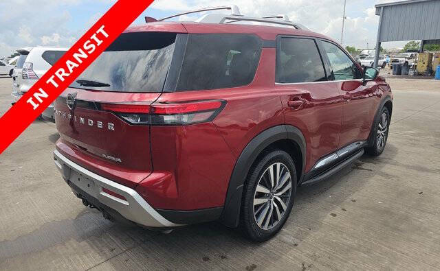 2022 Nissan Pathfinder Platinum